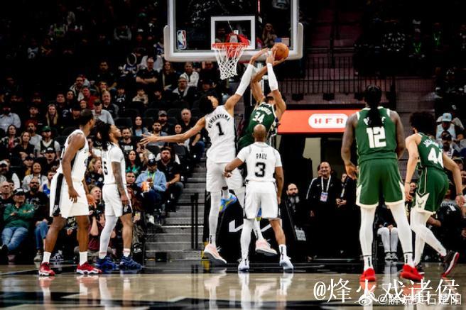 文班亚马26+13福克斯31分 马刺客场战胜爵士 文班亚马26+13福克斯31分 马刺客场战胜爵士